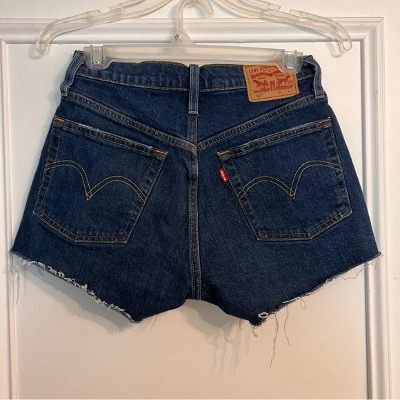LEVIS HIGH RISE 501 DENIM SHORTS ✨ - Picture 2 of 6